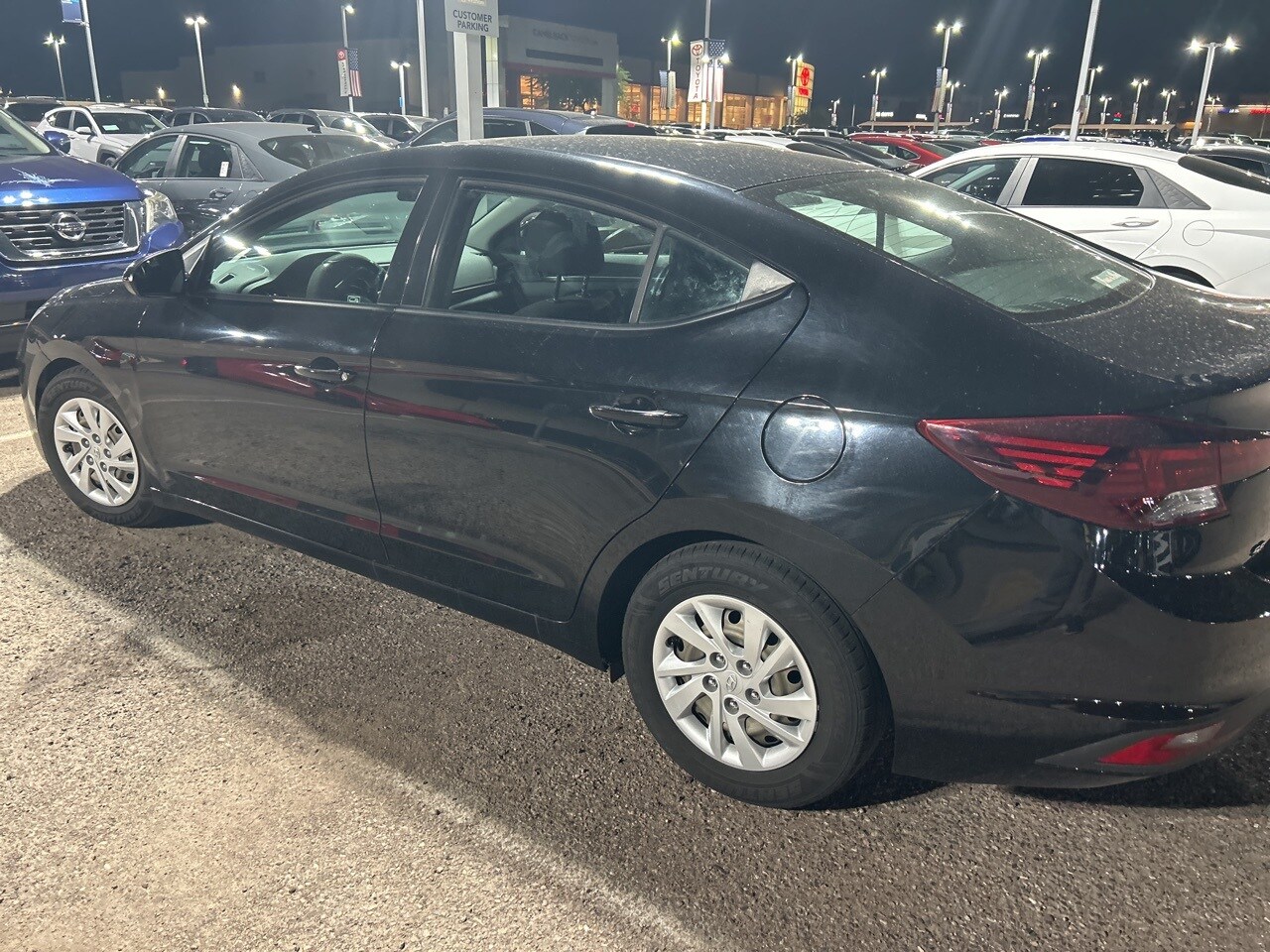 2020 Hyundai Elantra SE photo 2