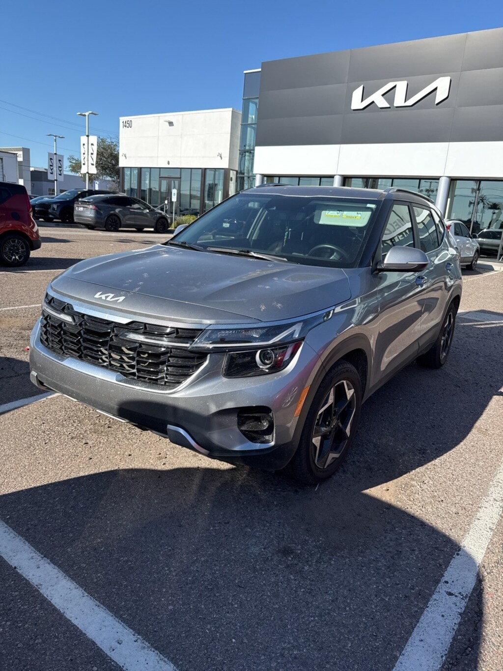 Used 2024 Kia Seltos EX SUV
