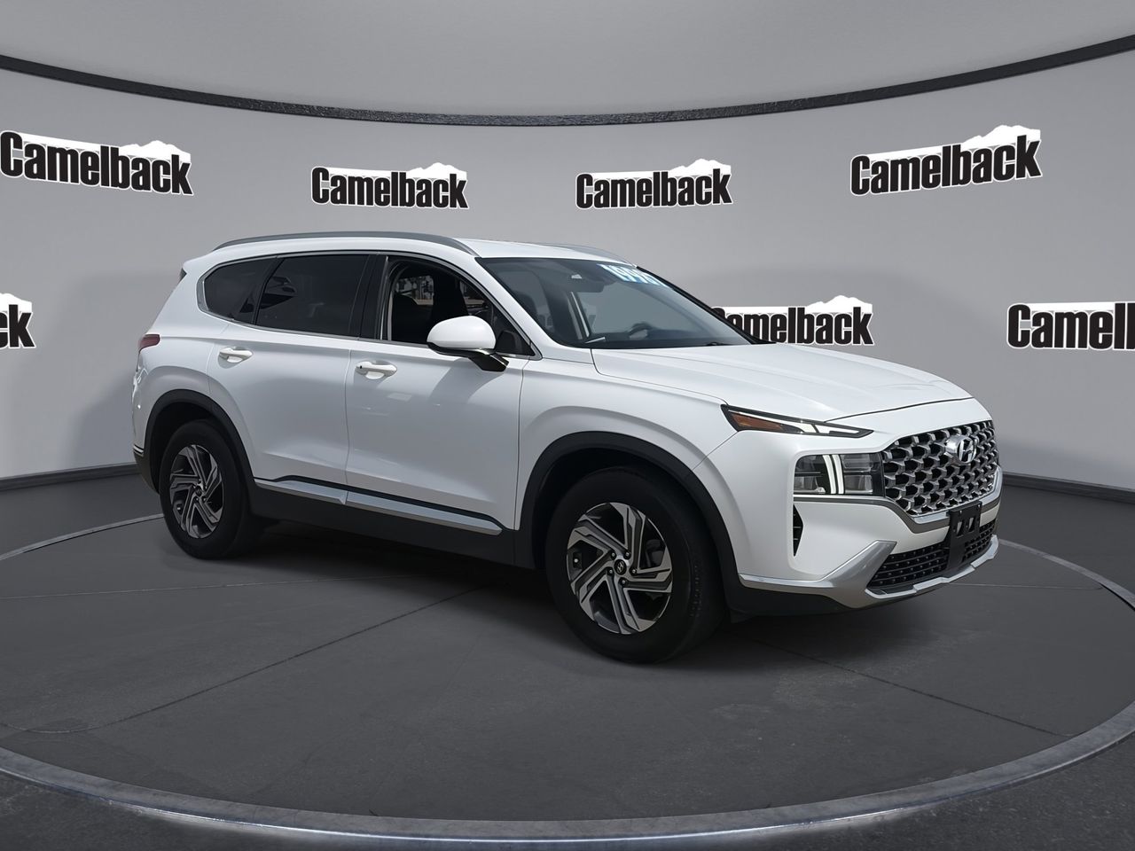 2021 Hyundai Santa Fe SEL 2.5's photo