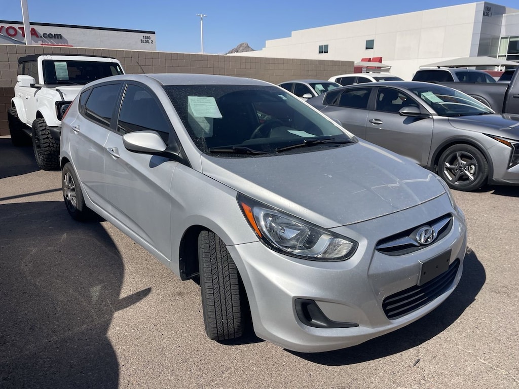 Used 2012 Hyundai Accent GS Hatchback