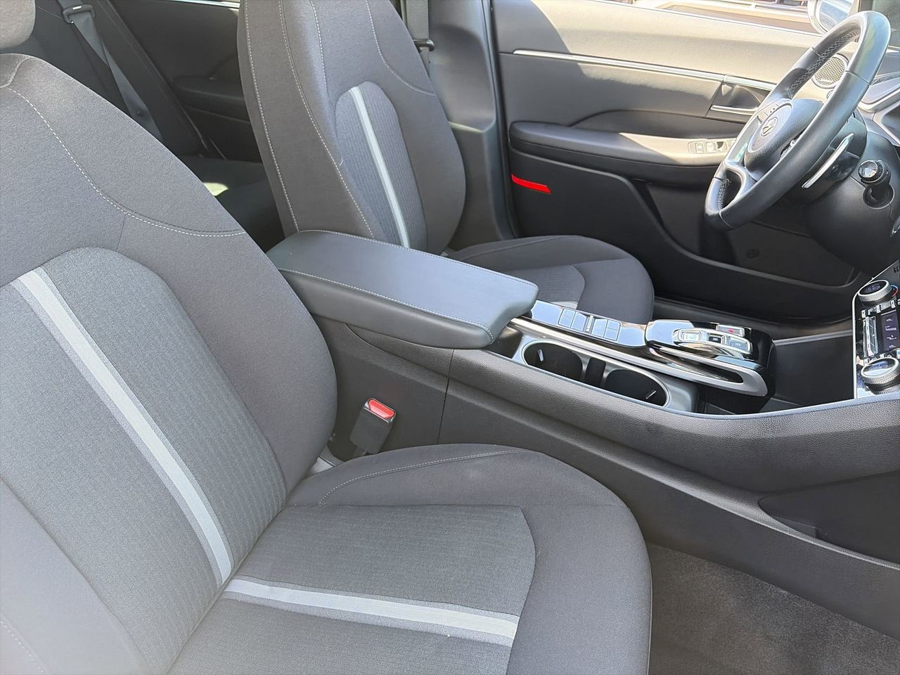 Certified Used 2023  Hyundai SEL image 10
