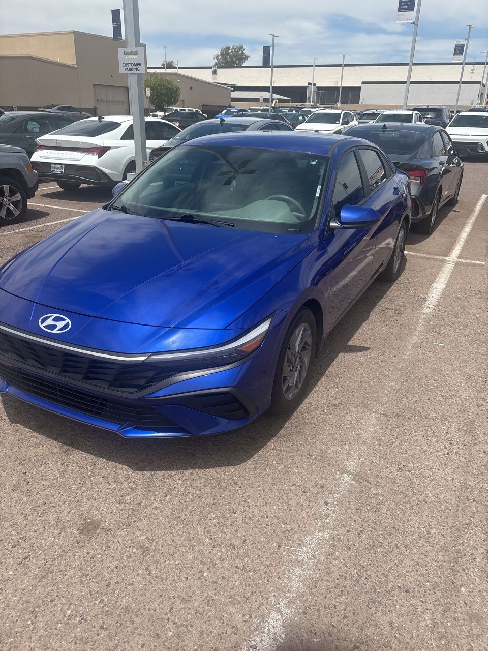 2024 Hyundai Elantra 2.0 SEL IVT's photo