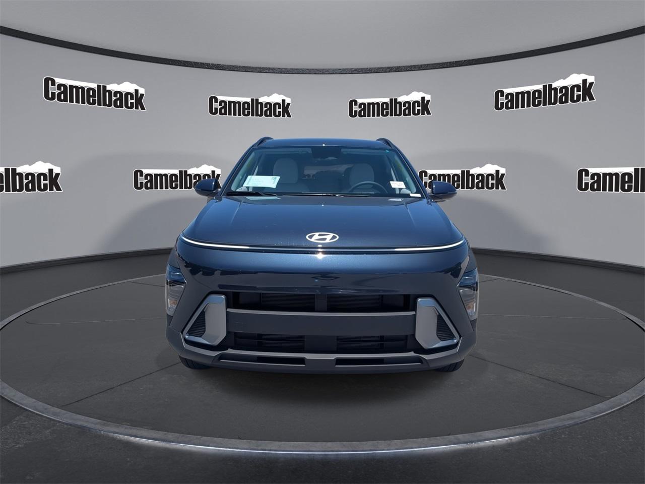 2025 Hyundai Kona SEL photo 2