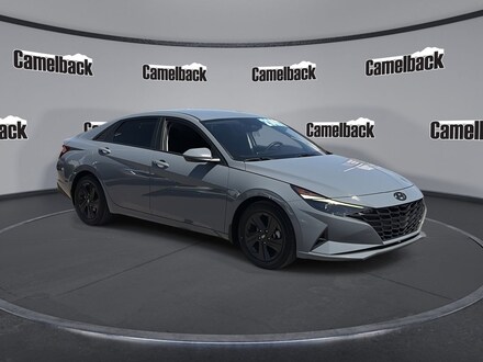 2023 Hyundai Elantra SEL Sedan
