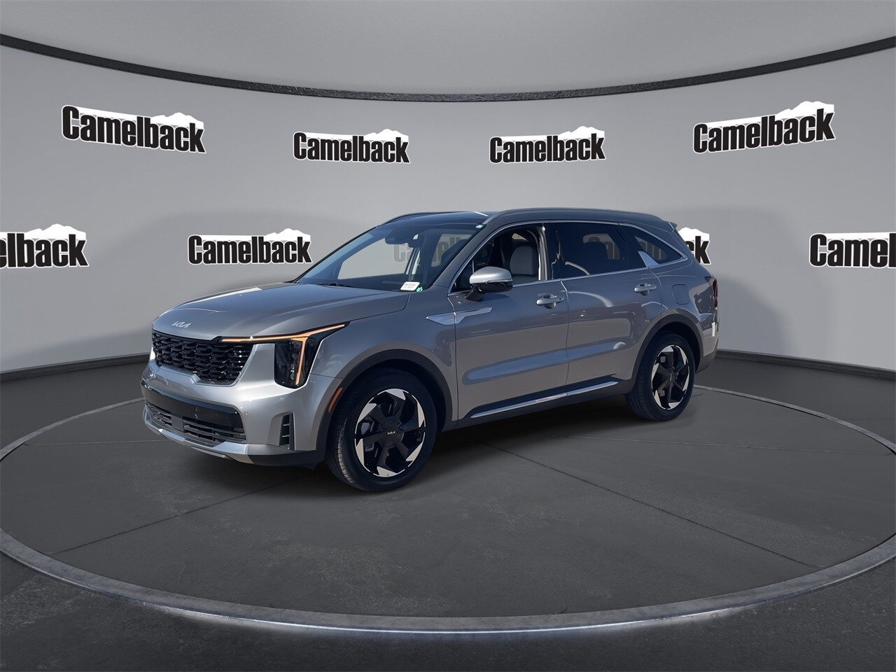 2025 Kia Sorento Plug-In Hybrid EX photo 2