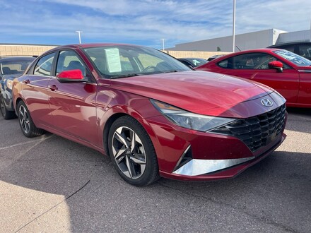 2022 Hyundai Elantra SEL Sedan