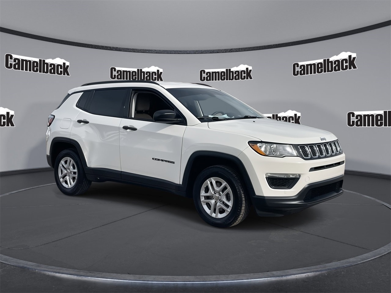 2018 Jeep Compass Sport's photo
