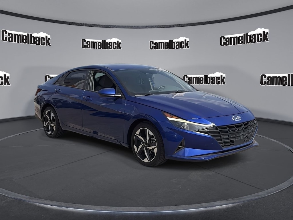 Used 2023 Hyundai Elantra SEL Sedan
