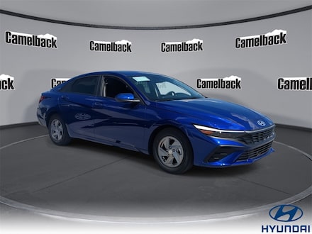 2025 Hyundai Elantra SE Sedan