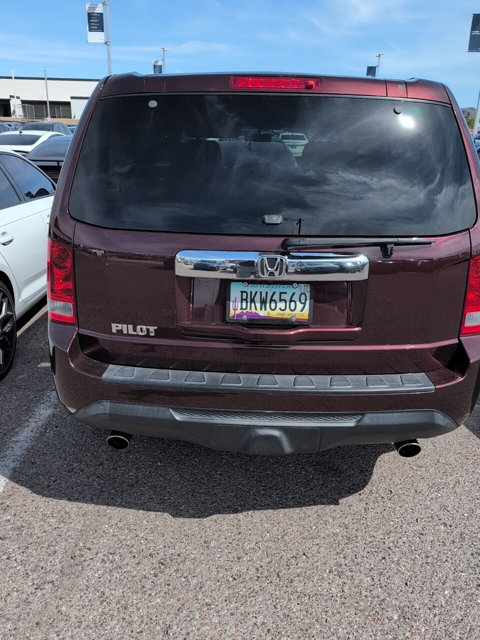2015 Honda Pilot LX photo 4