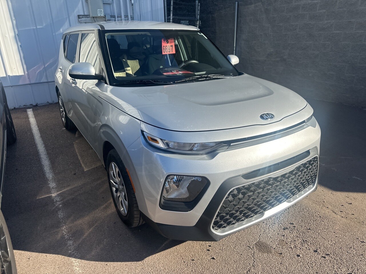 2021 Kia Soul LX photo 2