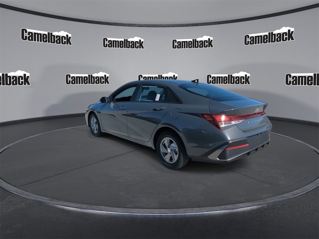 New 2026 Hyundai Elantra SE Sedan