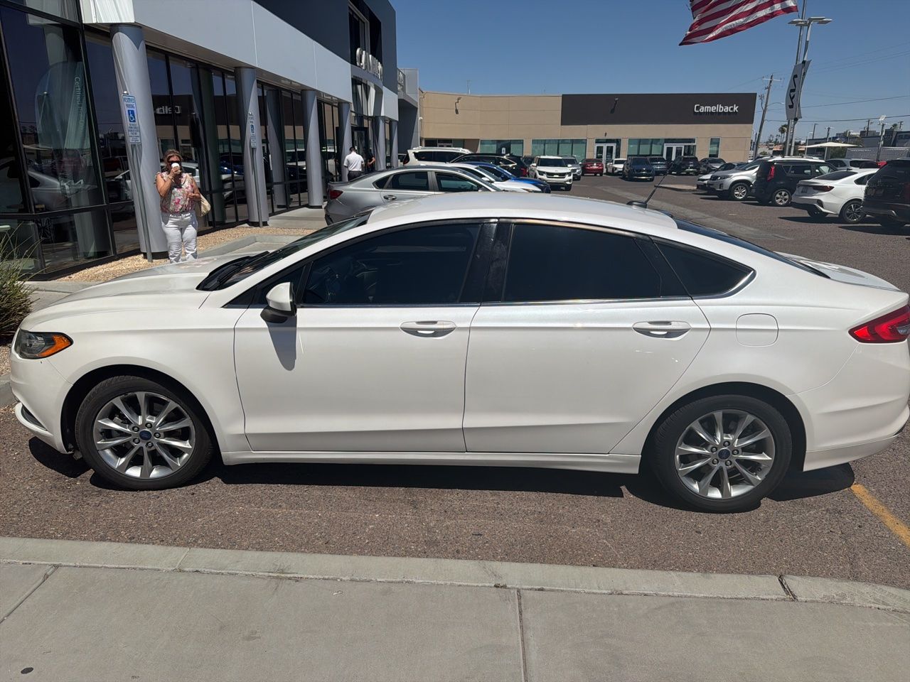 2017 Ford Fusion SE's photo