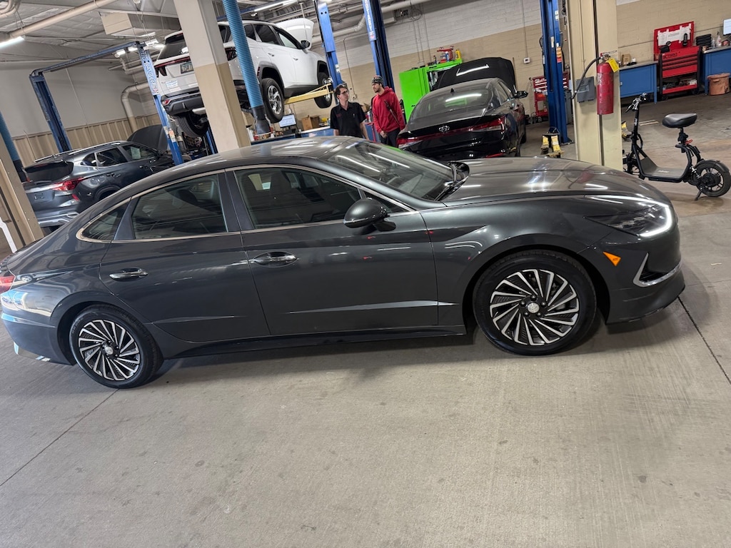 Certified 2023 Hyundai Sonata Hybrid SEL Sedan
