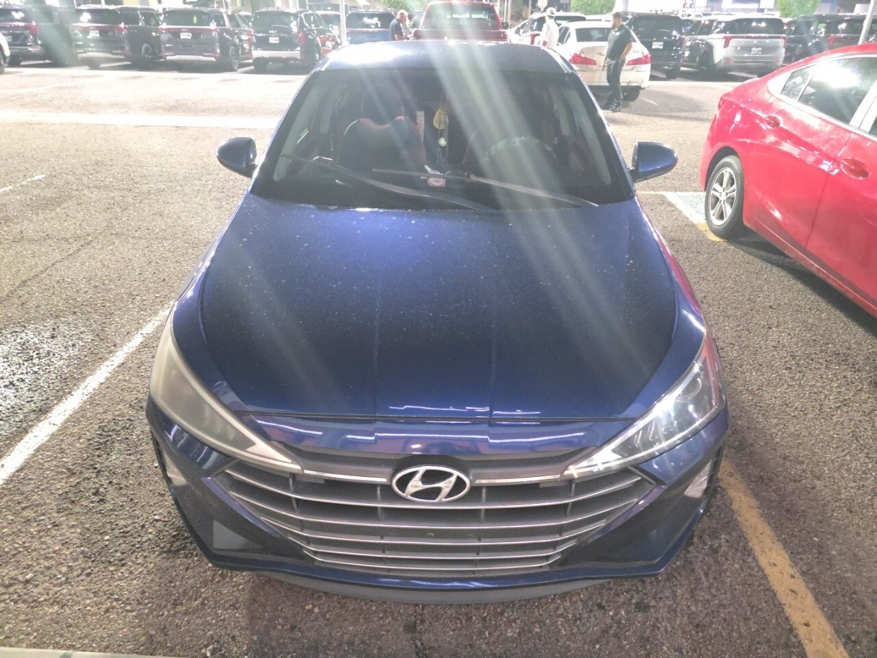 2020 Hyundai Elantra SEL photo 3