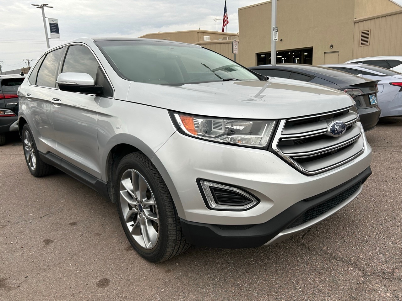 2015 Ford Edge Titanium's photo
