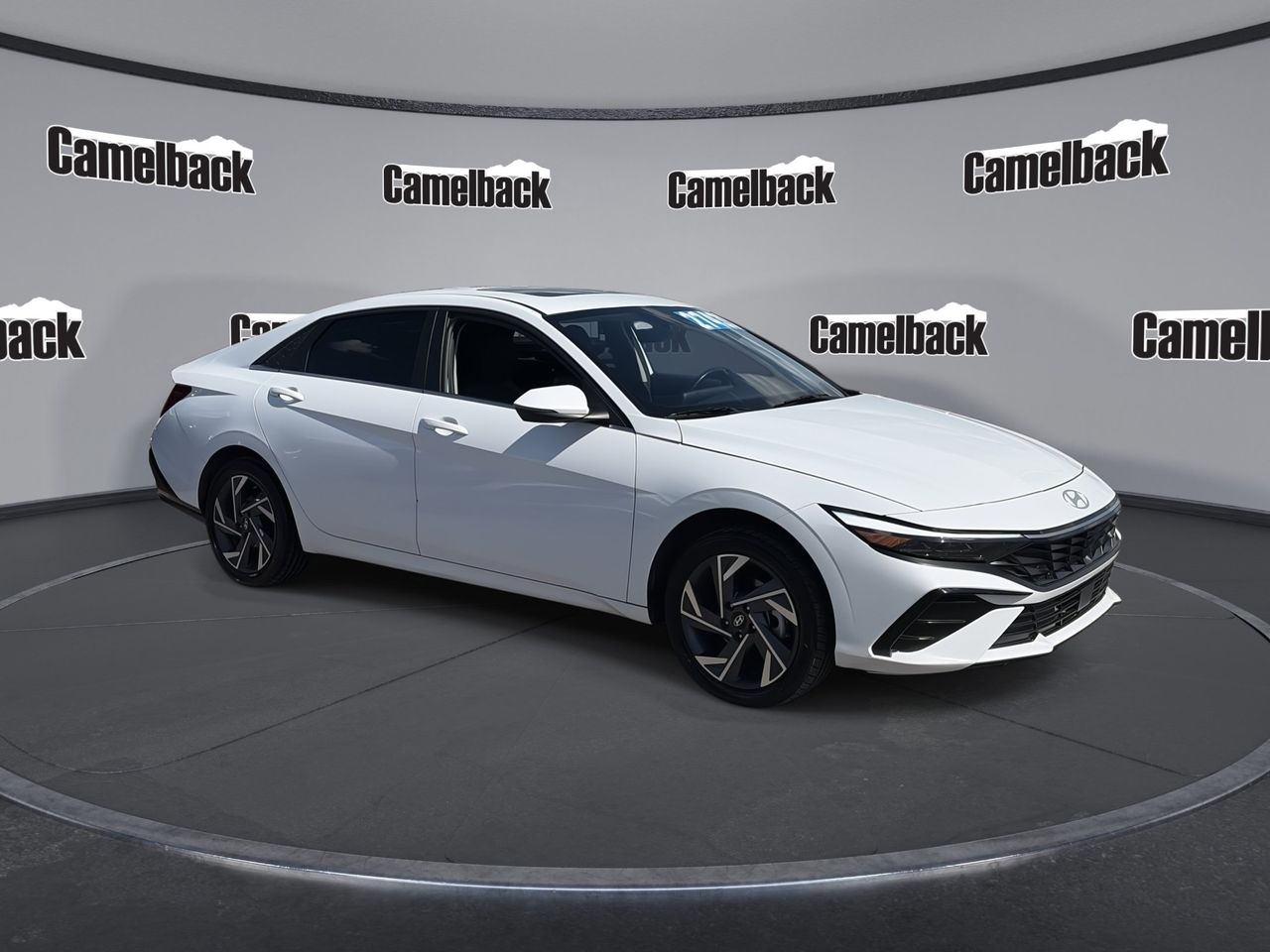 2025 Hyundai Elantra Hybrid Luxury FWD