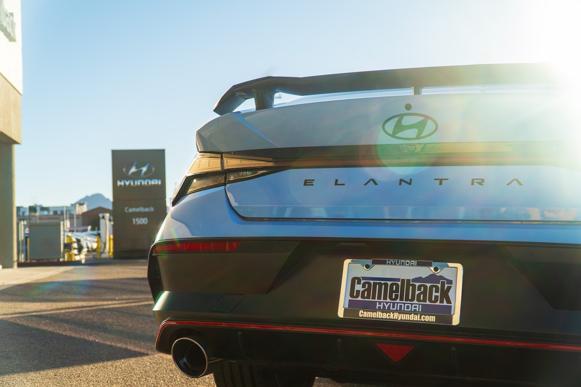 Elantra closeup