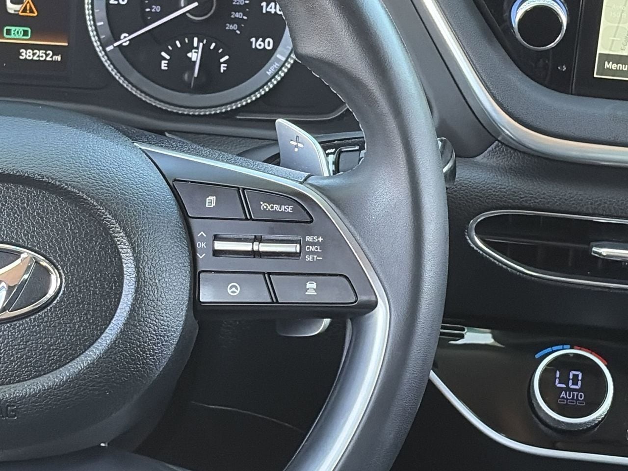 Certified Used 2023  Hyundai SEL image 23