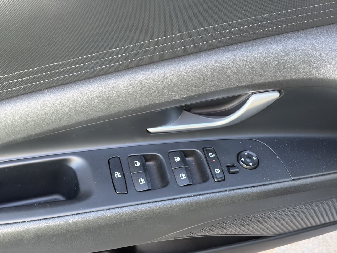 2024 Hyundai Elantra SEL - Photo 8