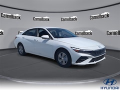 2025 Hyundai Elantra SE Sedan