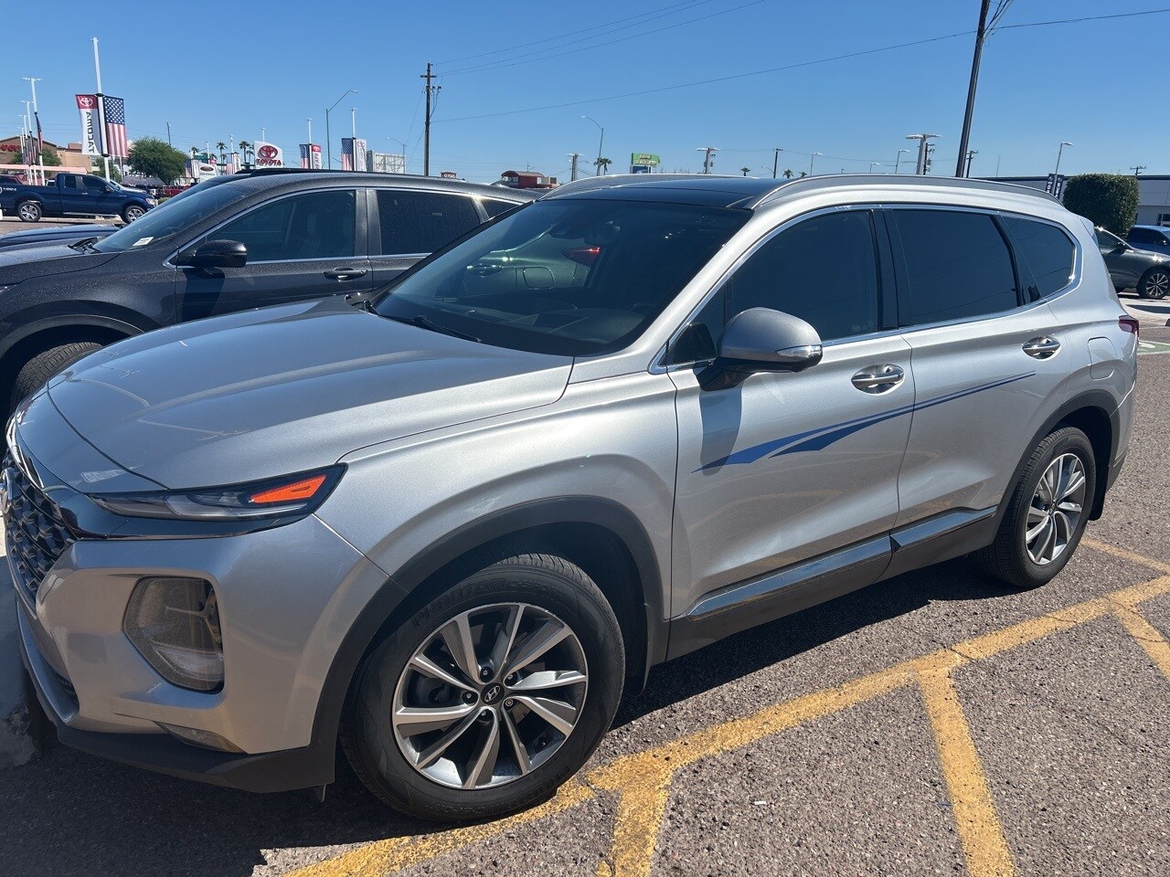 2020 Hyundai Santa Fe Limited photo 2