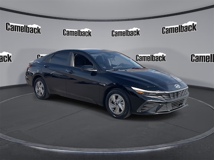 2024 Hyundai Elantra SE Sedan