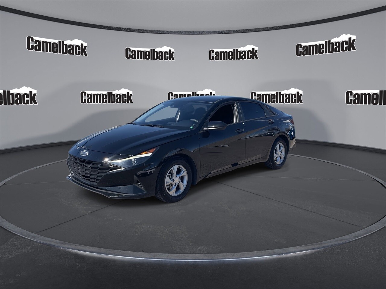 2023 Hyundai Elantra SE photo 3