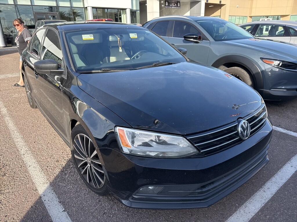 Used 2016 Volkswagen Jetta 1.8T Sport Sedan