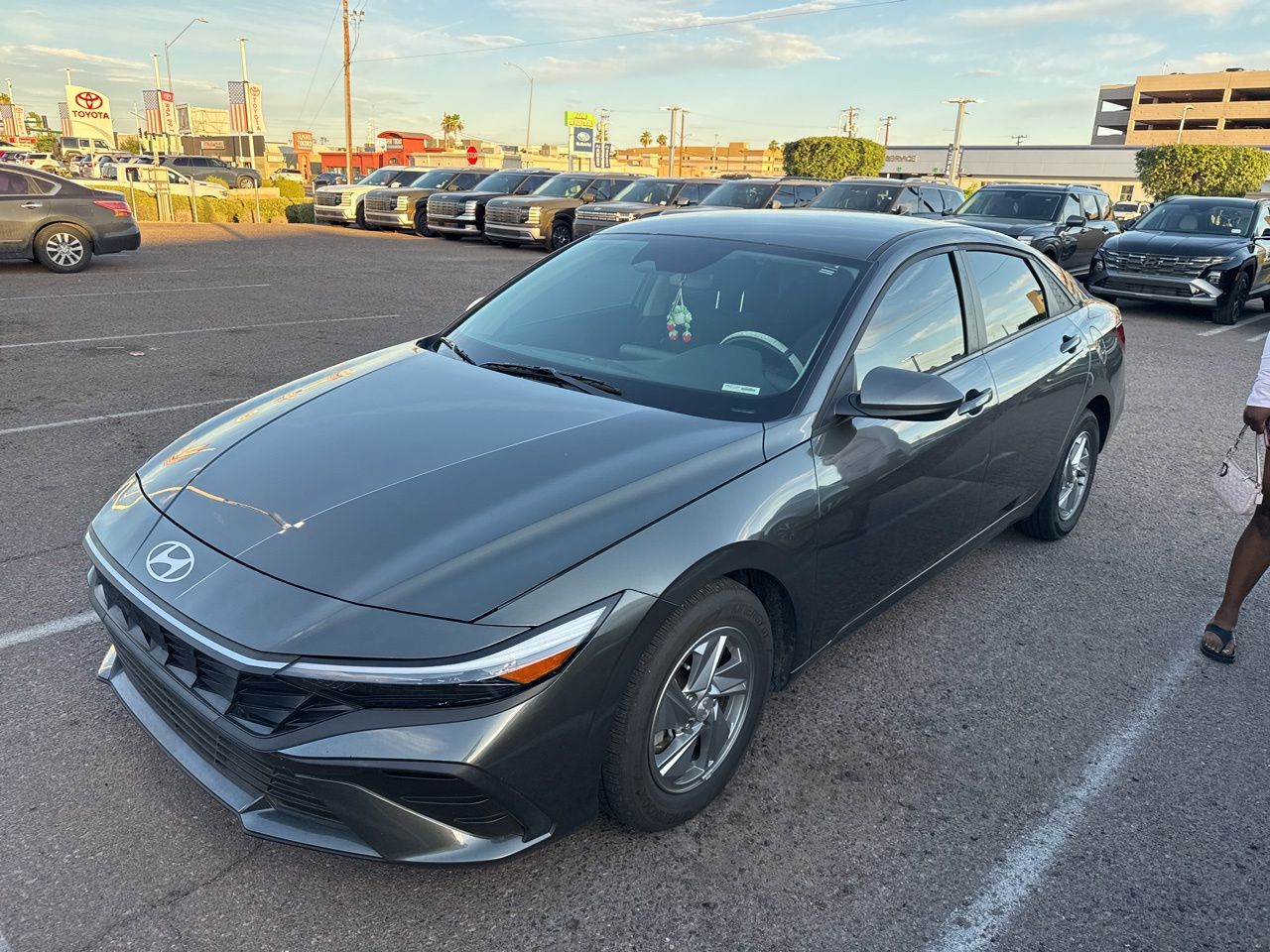 2025 Hyundai Elantra 2.0 SE IVT's photo