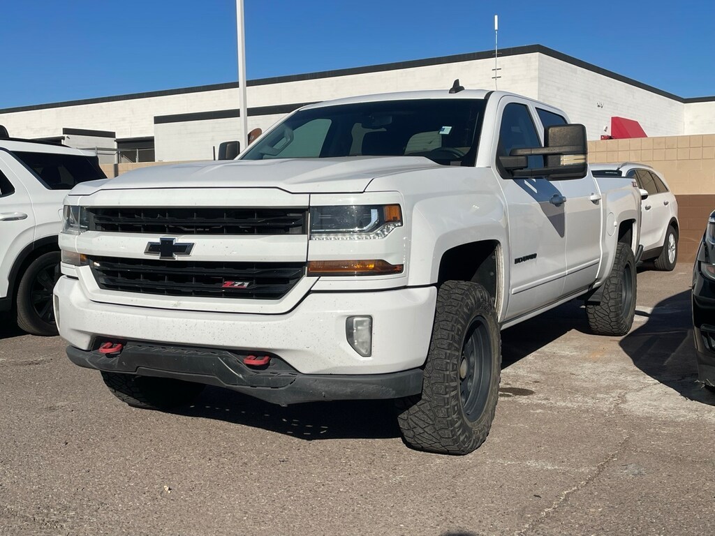 Used 2018 Chevrolet Silverado 1500 LT Truck Crew Cab