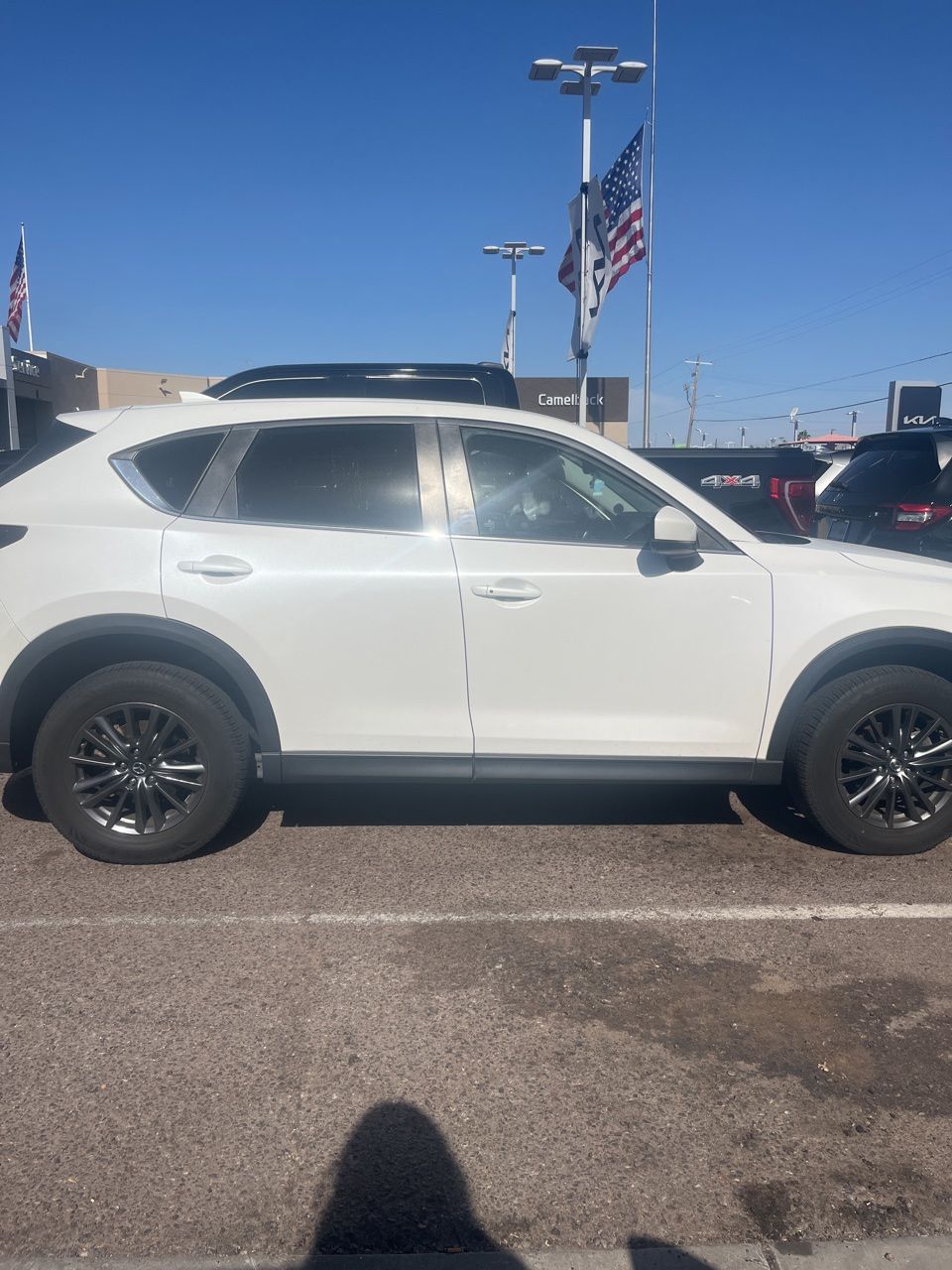 2020 Mazda CX-5 Touring Auto's photo