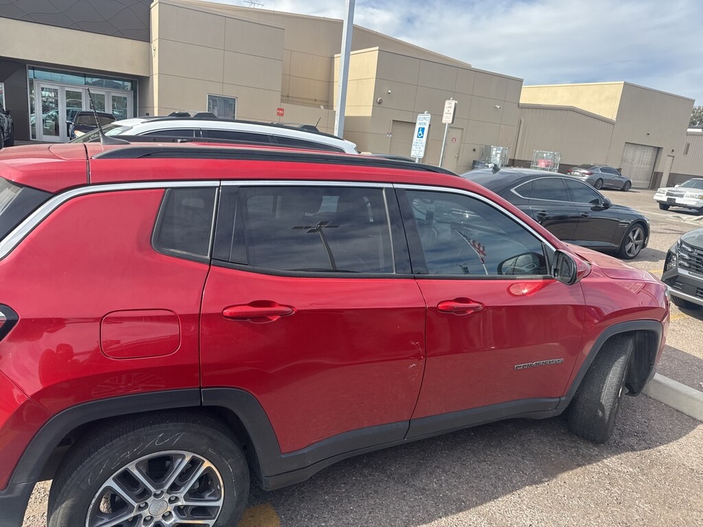 Used 2018 Jeep Compass Latitude SUV