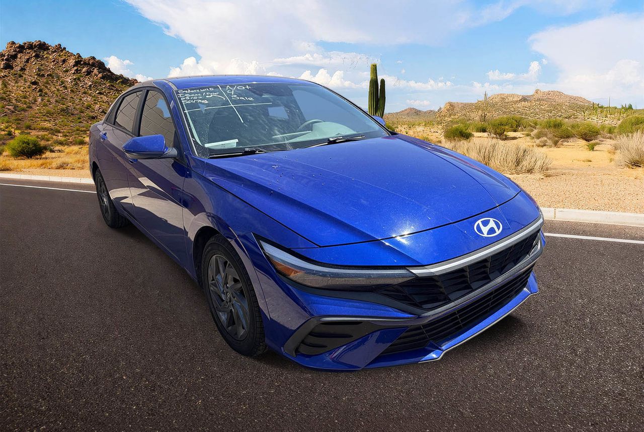 2024 Hyundai Elantra 2.0 SEL IVT's photo