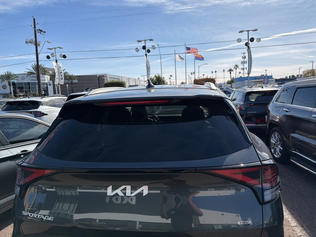 Used 2023 Kia Sportage Hybrid EX SUV