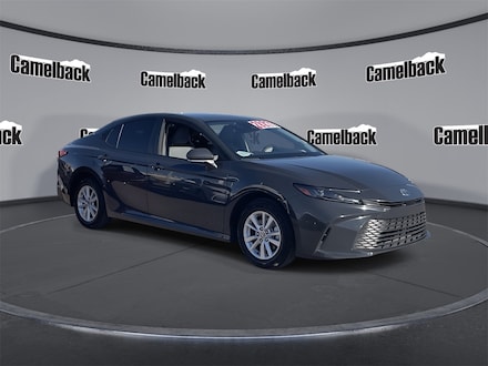 2025 Toyota Camry XSE Sedan