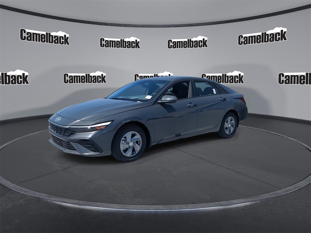 New 2025 Hyundai Elantra SE Sedan