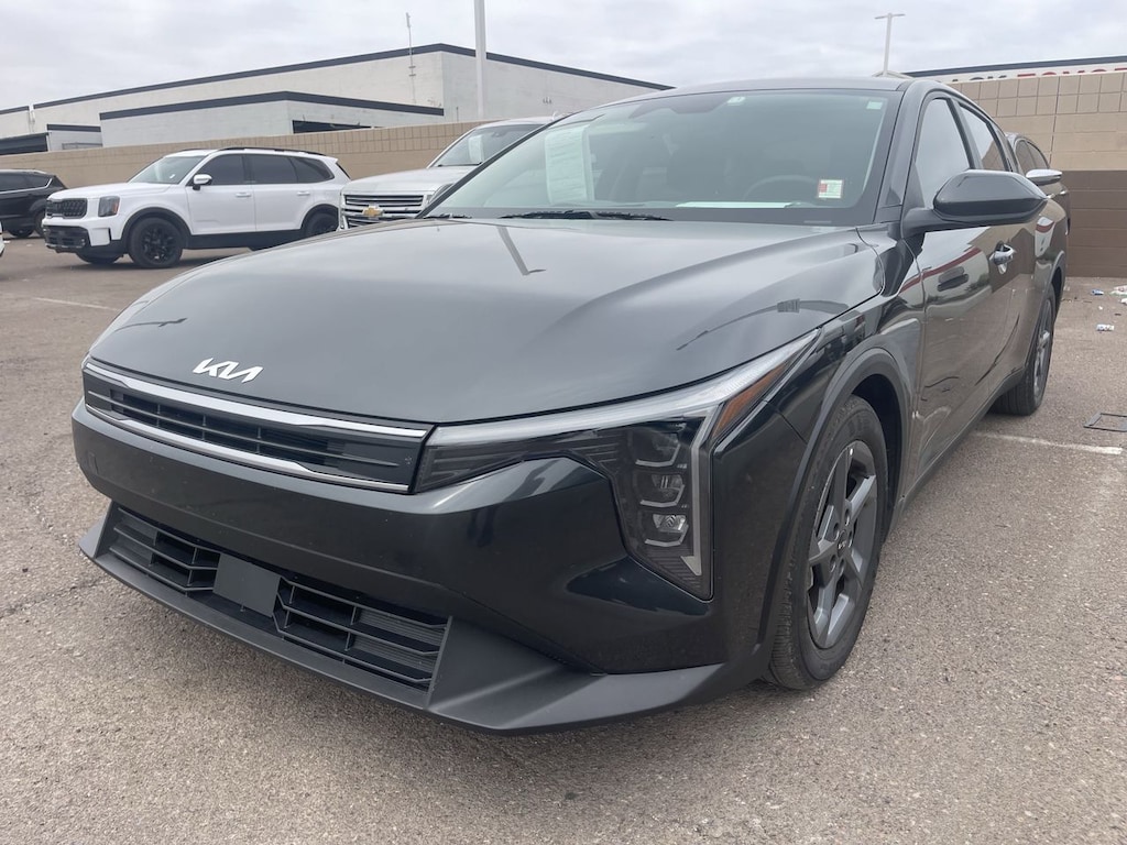 Used 2025 Kia K4