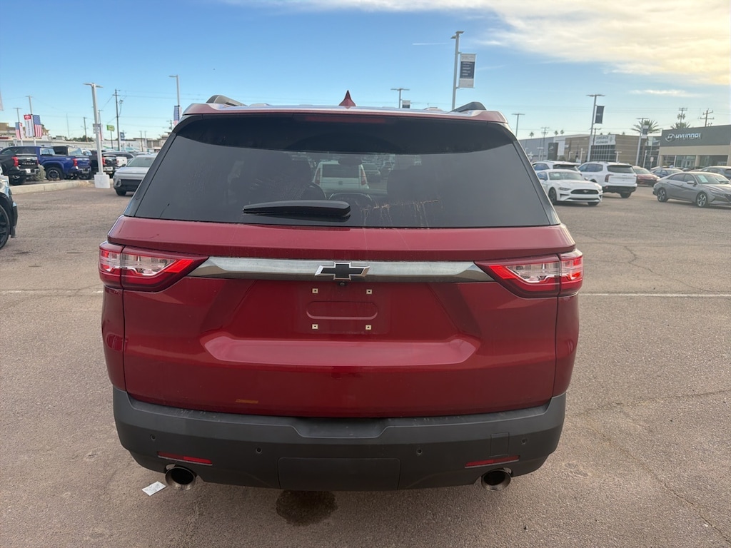 Used 2021 Chevrolet Traverse LT SUV