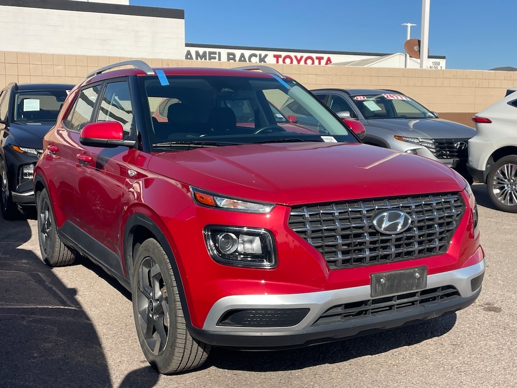 Used 2023 Hyundai Venue SEL SUV