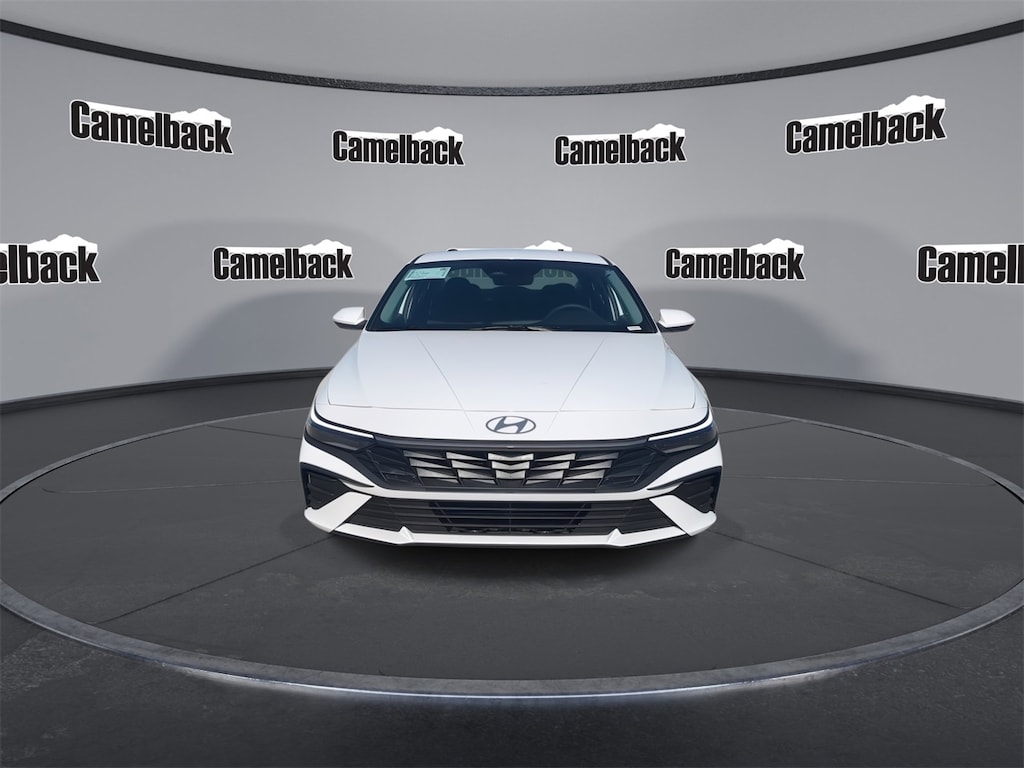 New 2026 Hyundai Elantra SE Sedan