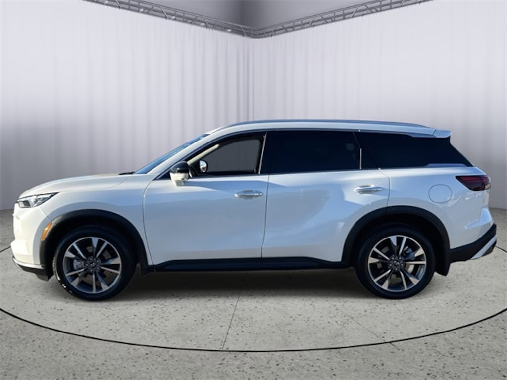Certified 2025 INFINITI QX60 Luxe SUV