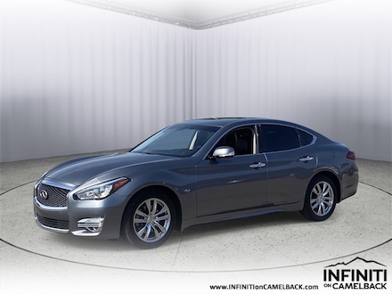2019 INFINITI Q70 3.7 Luxe Sedan