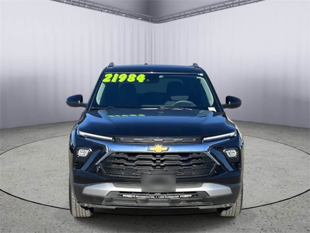 Used 2025 Chevrolet Trailblazer LT SUV