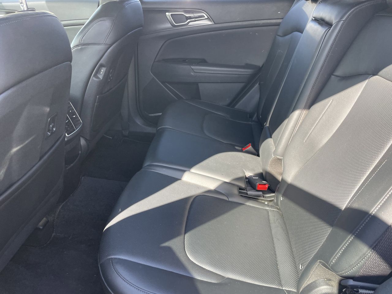 Certified Used 2024 Everlasting Silver Kia EX image 11