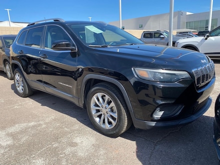 2019 Jeep Cherokee Latitude FWD SUV
