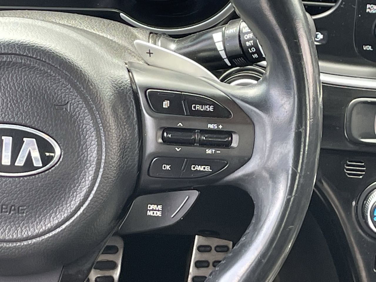 Used 2015 Titanium Silver Kia SX Turbo FWD image 23