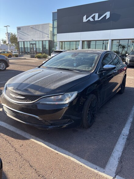 2015 Chrysler 200 Limited Sedan