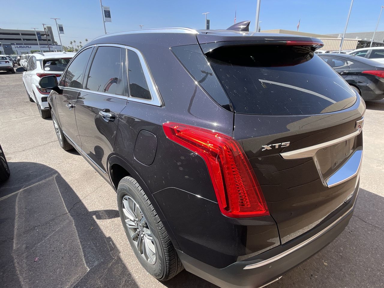 Used 2018 Midnight Sky CADILLAC Luxury image 12