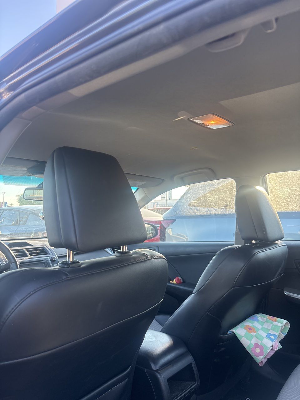 Used 2014 Magnetic Gray Metallic Toyota SE image 11